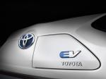 Toyota iQ EV 2012 года